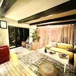 Charming House In Old Town- Private Garden & Bbq * Brašov
