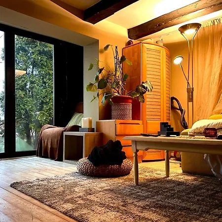 Escape House Old Town & Private Garden *