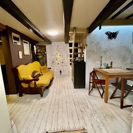 Prázdninový dům Escape House Old Town & Private Garden *
