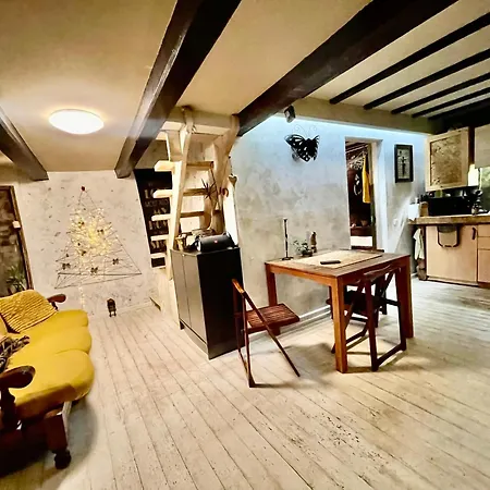 Escape House Old Town & Private Garden Brašov