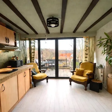 Escape House Old Town & Private Garden *