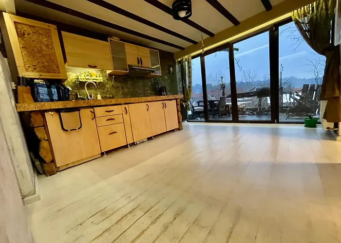 Сasa de vacaciones Charming House In Old Town- Private Garden & Bbq Braşov