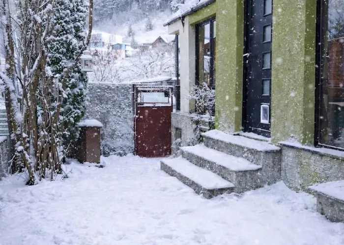 Charming House In Old Town- Private Garden & Bbq *